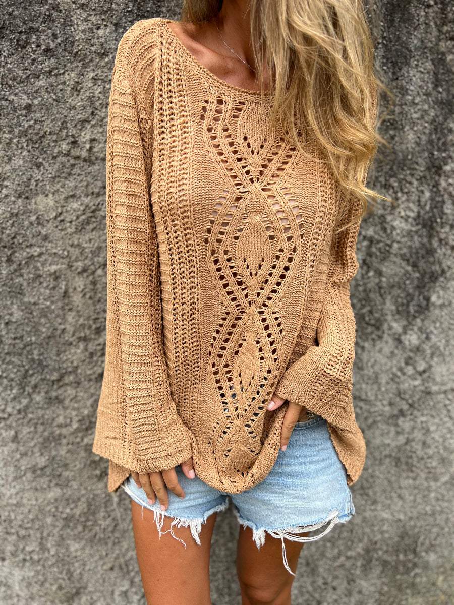 Knitted Crew Neck Top with Cutout Design