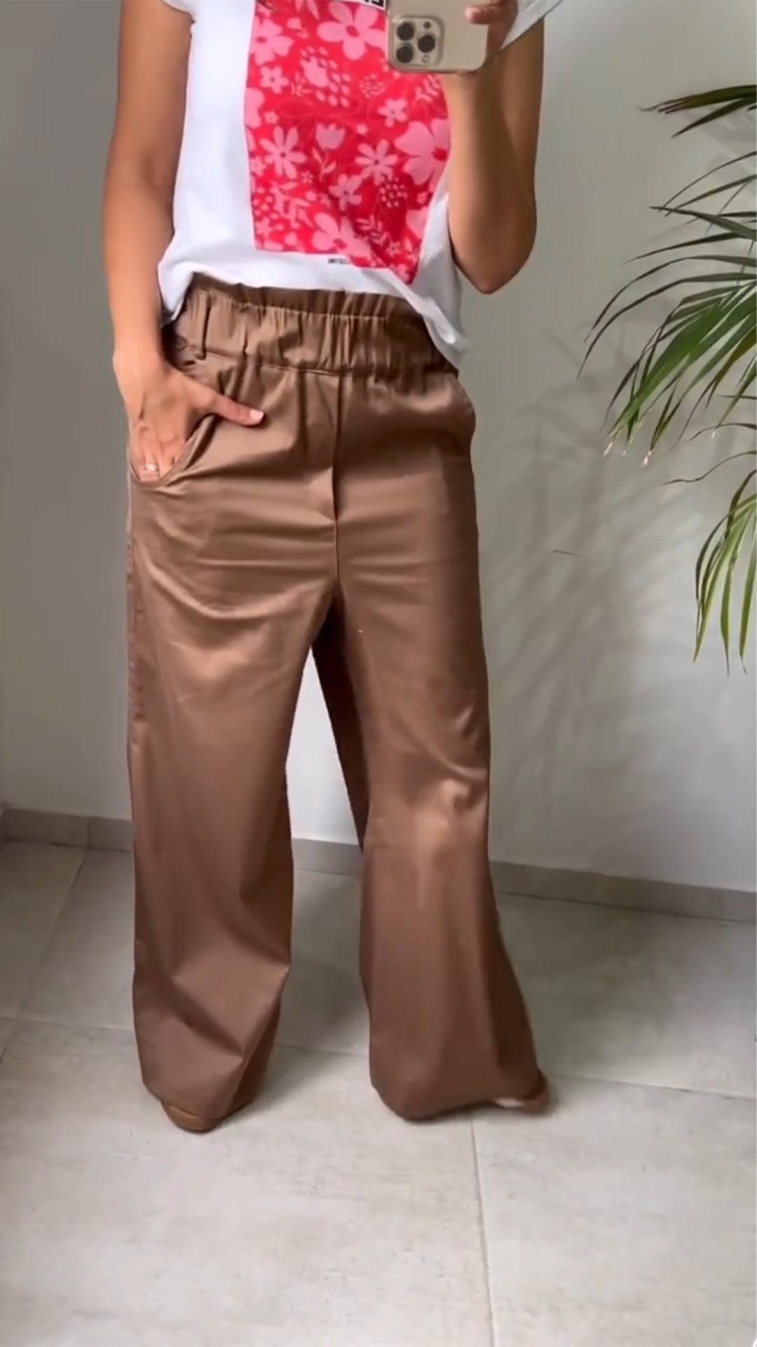 Loose Trousers with Elastic Band