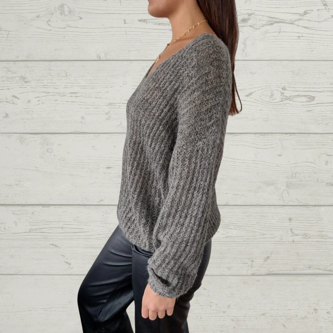 Casual V-neck Knitted Top