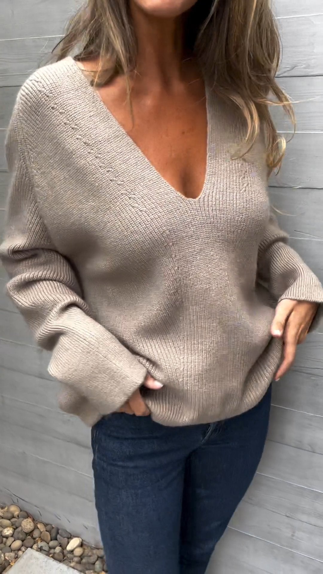 Casual V-neck Knitted Top