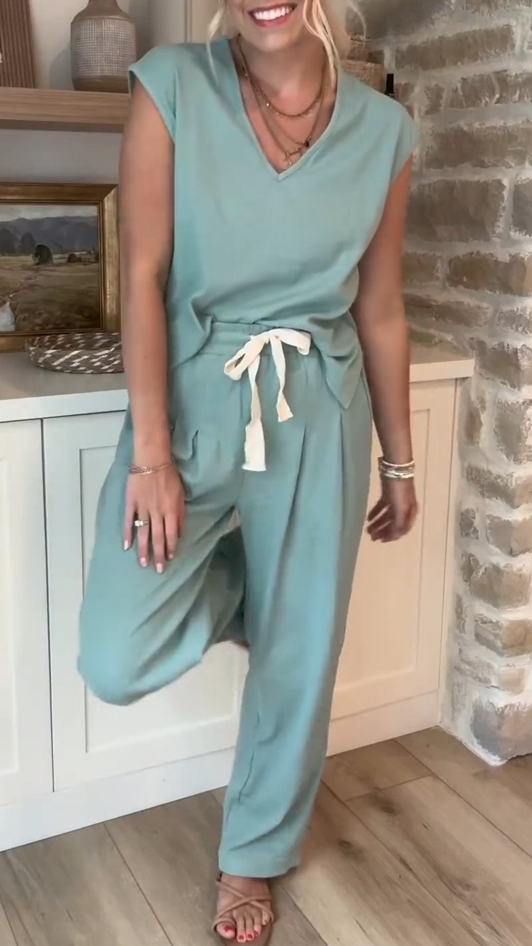 Casual V-neck Sleeveless Two-piece Suit