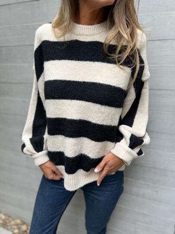 Casual Round Neck Striped Knitted Top