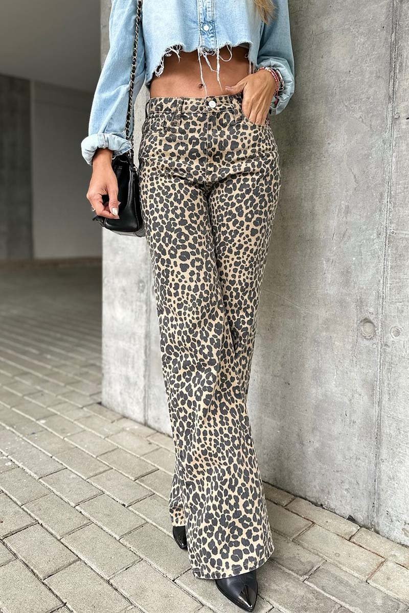 Women's Fashionable Leopard Print Straight Pants