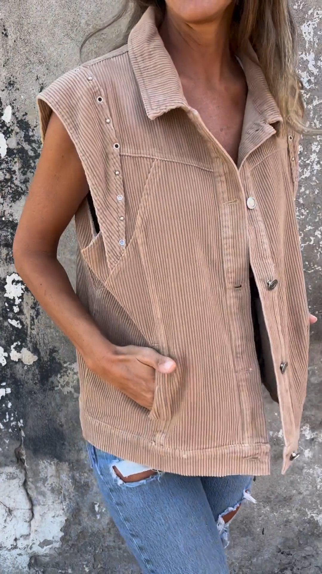 Lapel Single-breasted Cap-sleeve Corduroy Vest