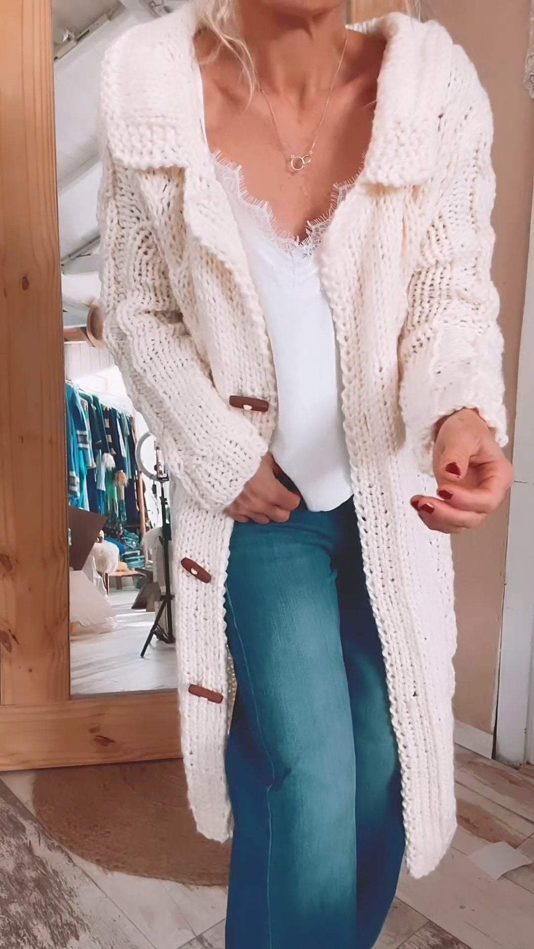 Ladies Lapel Long Sleeve Knitted Cardigan