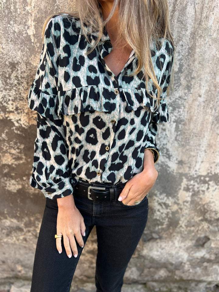 Women's Lapel Long Sleeve Leopard Print Casual Shirt