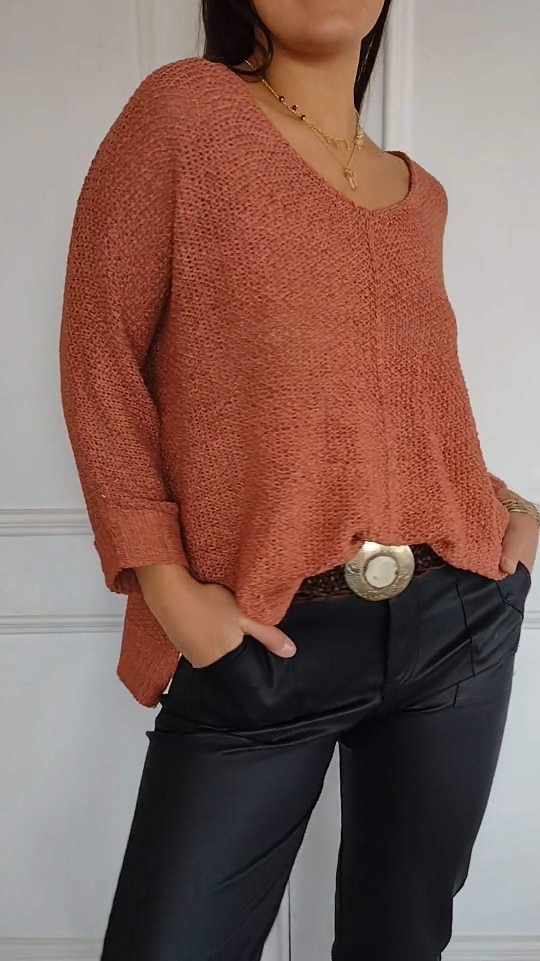 Casual V-neck Knitted Top