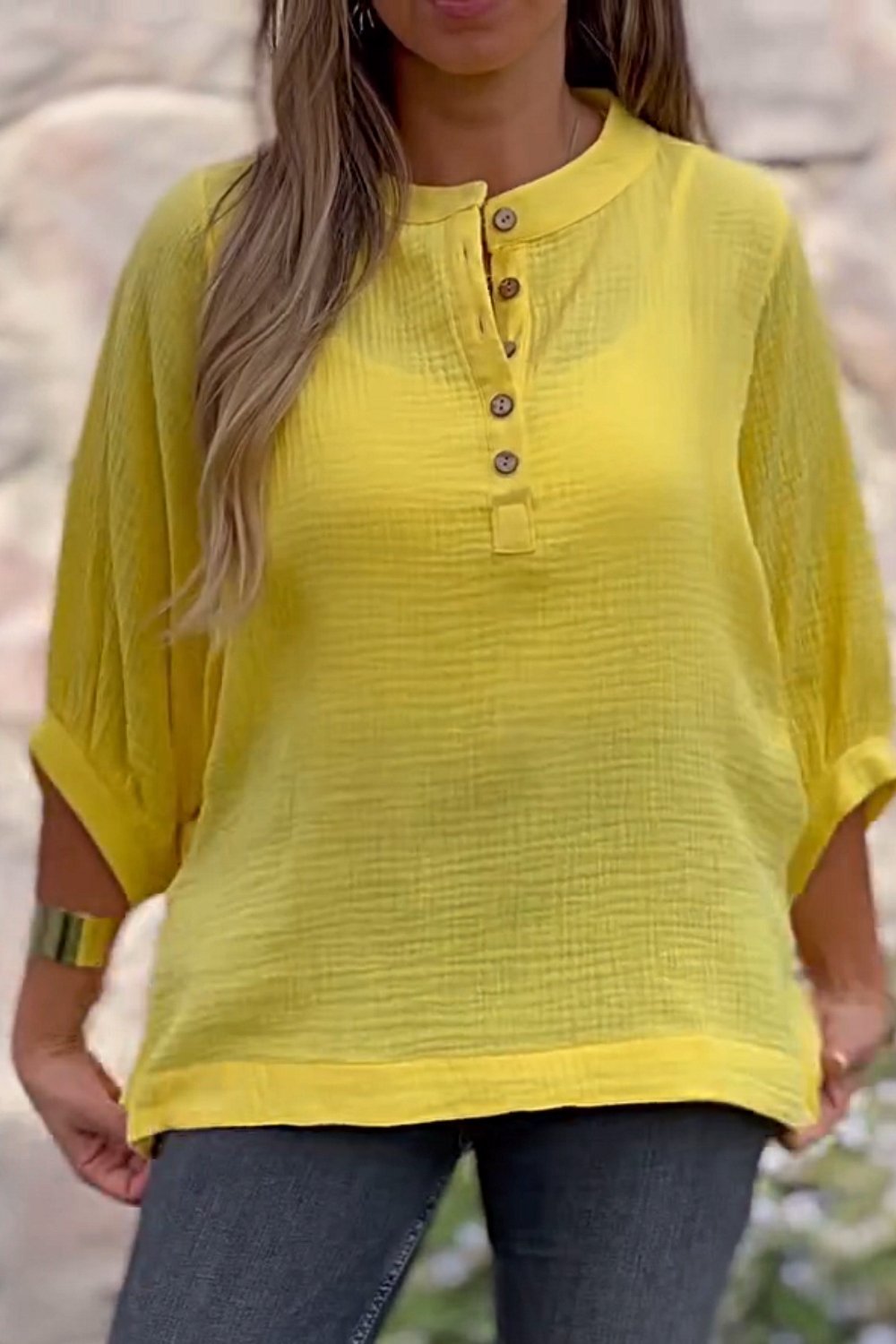 Women's Cotton and Linen V-neck Buttoned Tops