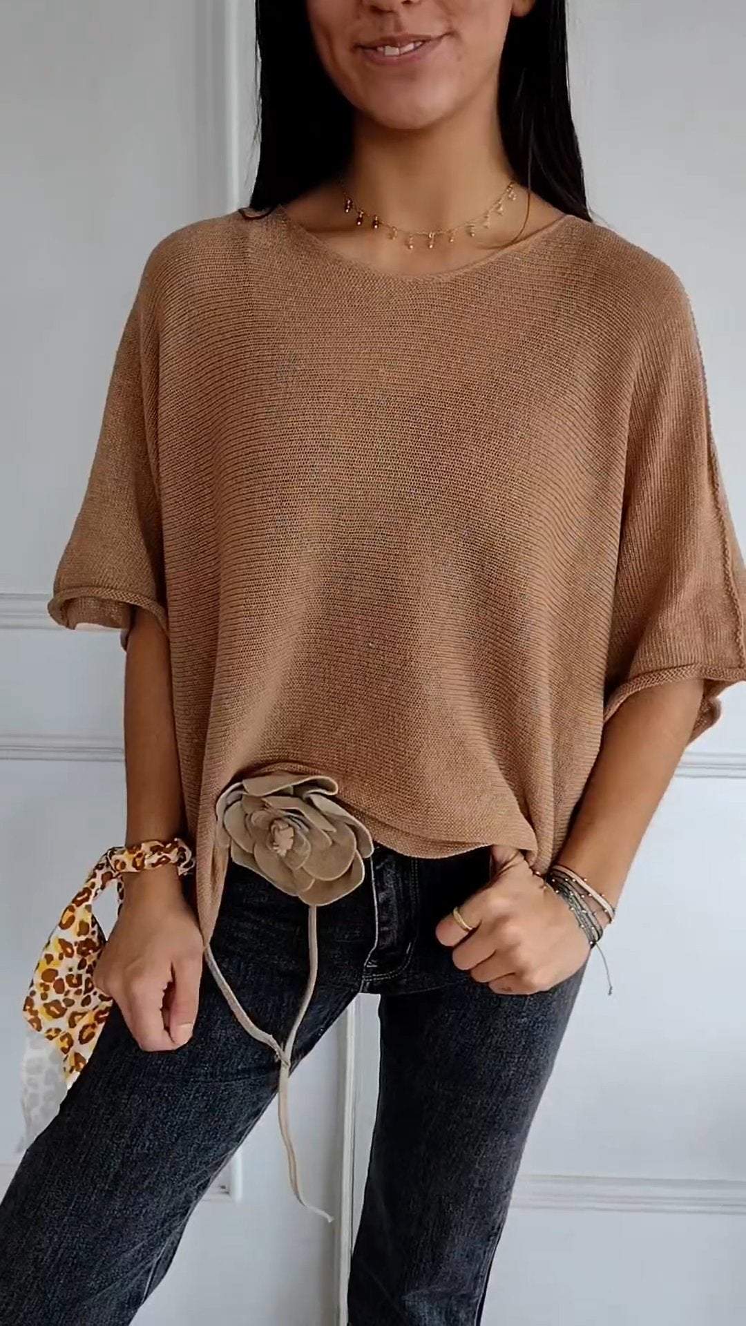 Women's Round Neck Mid-sleeve Knitted Top