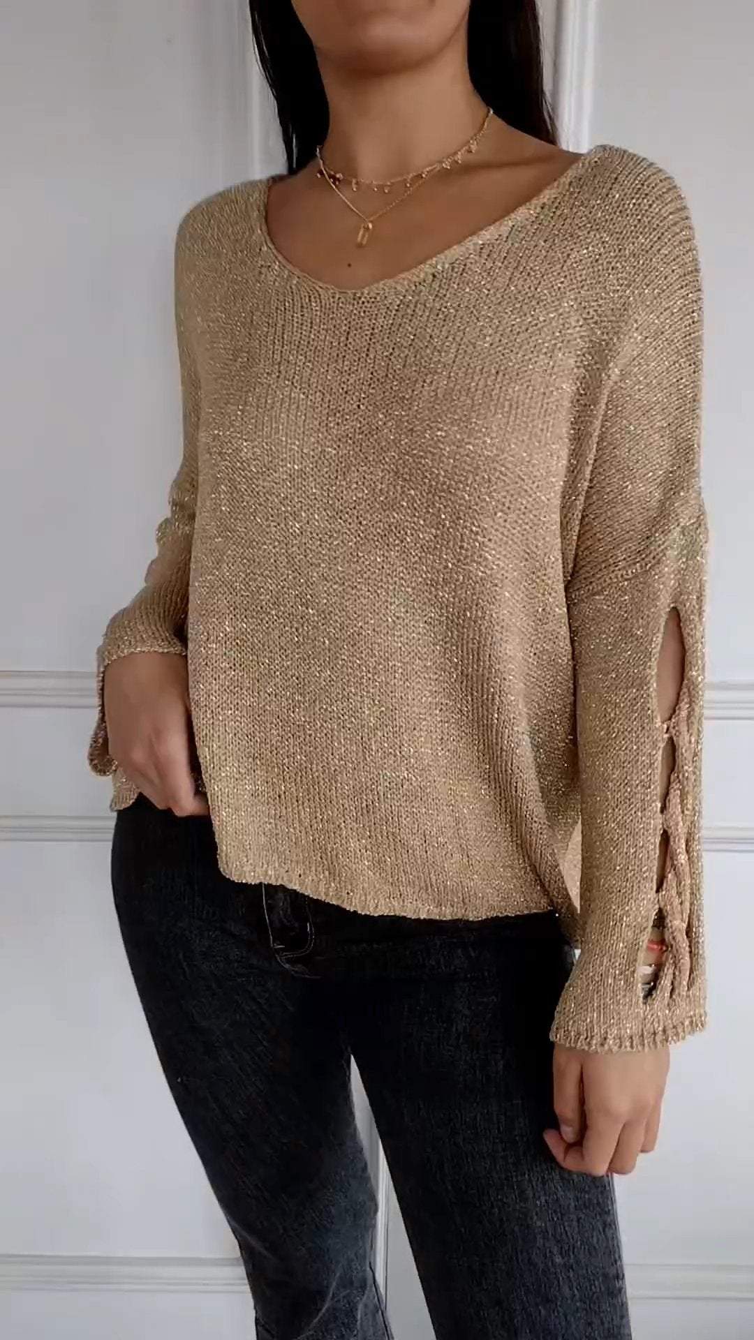 Women's V-neck Knitted Long-sleeved Hollow Design Casual Top