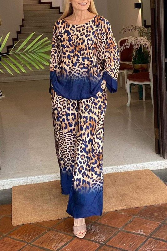 Women's Casual Round Neck Leopard Print Chiffon Two-piece Suit