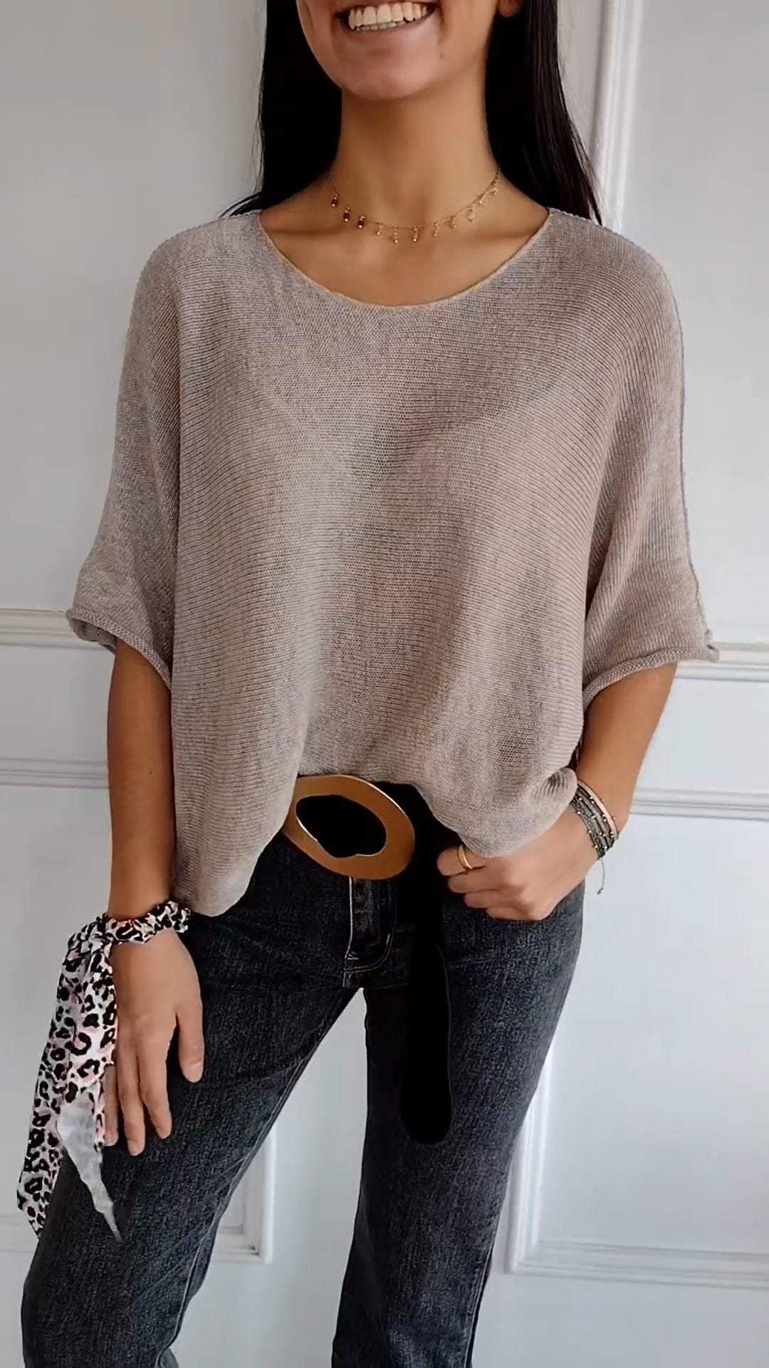 Women's Round Neck Mid-sleeve Knitted Top