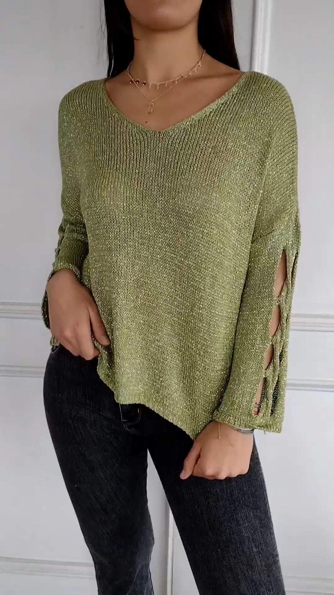 Women's V-neck Knitted Long-sleeved Hollow Design Casual Top