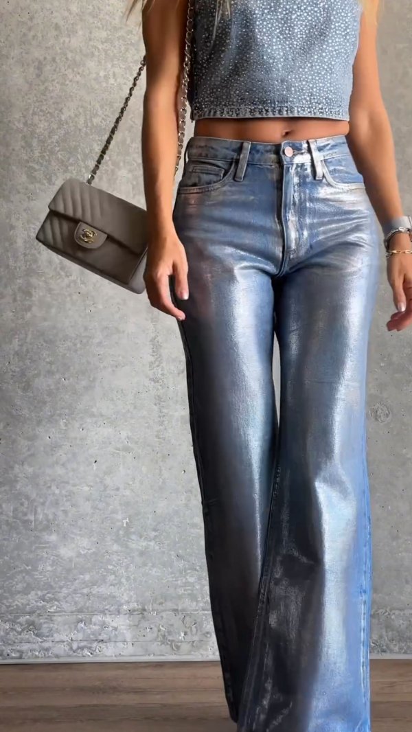 Hot stamping versatile casual jeans